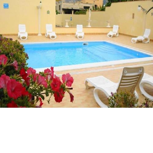 Domus Holidays Beach