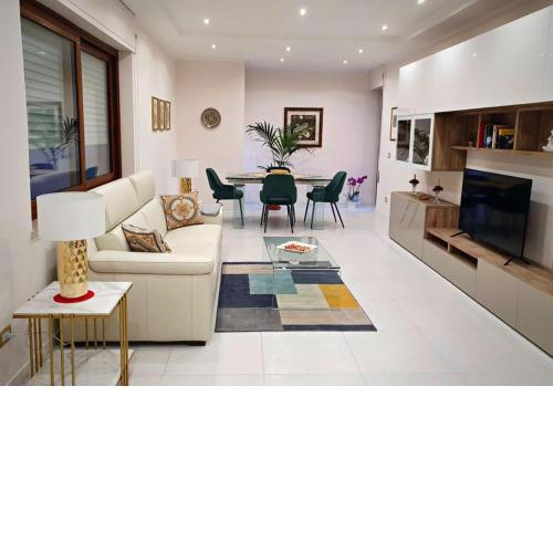 Domus Luxury Adda