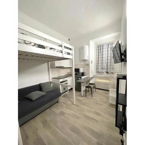 Domus Milano 1min metro/taxi/bus/treno