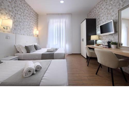 Domus Pietro Inn