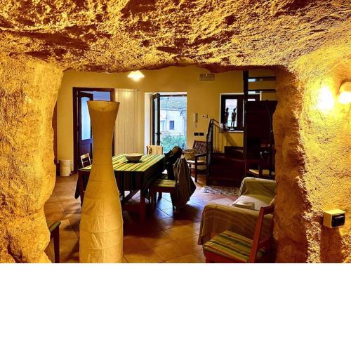 Domus Teja