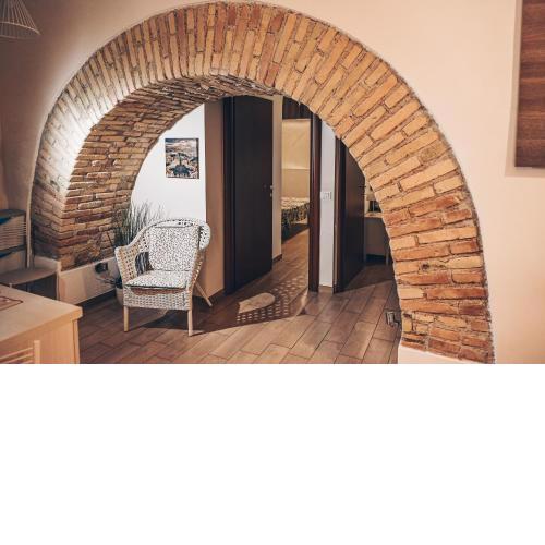 DOMUS VATICAN WALLS