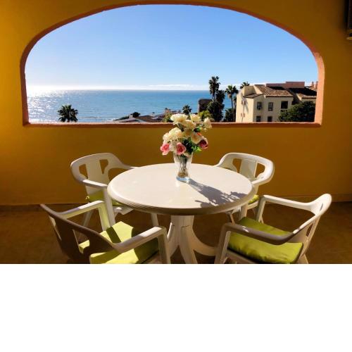 Doña Lola Sea View Apartment Martha 242