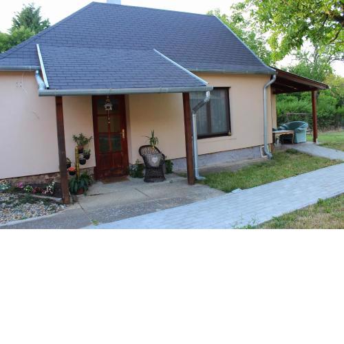 Dóra Apartman