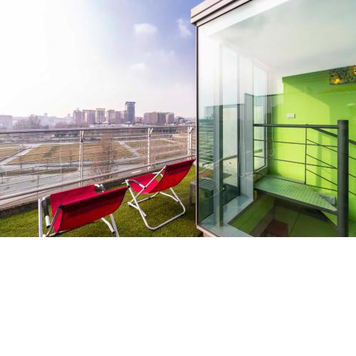 Dora Riverside Modern Apartment with Private Parking
