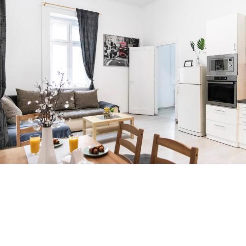 Dora’s apartment in Buda center