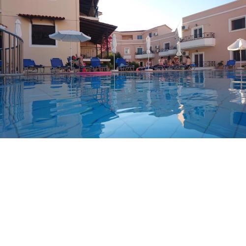 Doras Zante Studios & Apartments