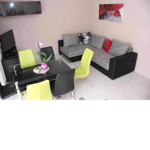 Dorina Wellness Apartman