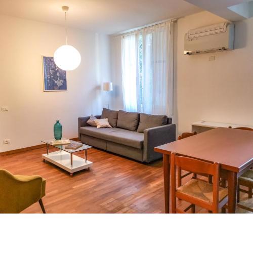 Dorsoduro Venice Apartment