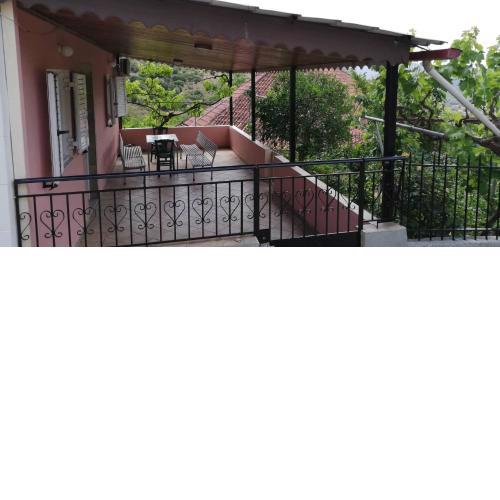 Doulis House