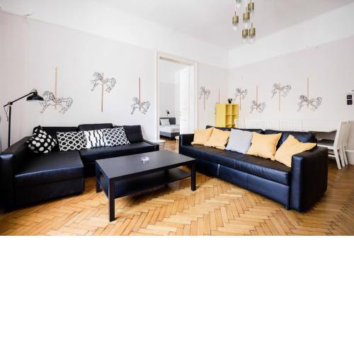 Downtown Circus Apartment