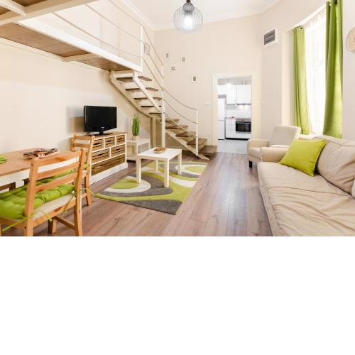 Downtown Greenie Home