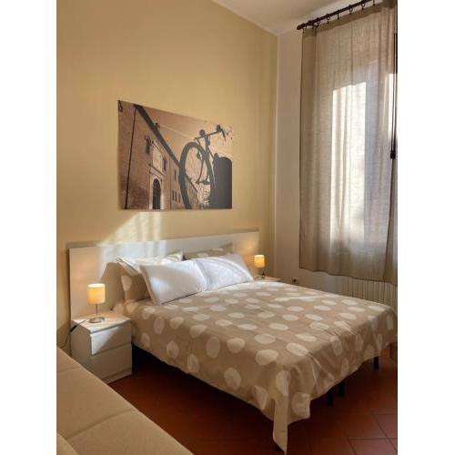 DOWNTOWN low cost rooms