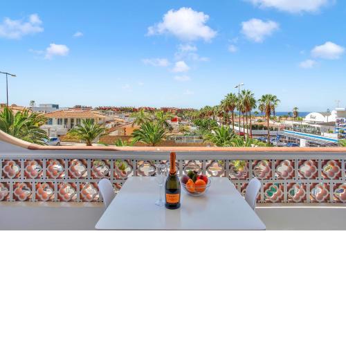 DREAM HOLIDAYS II, Wonderful Ocean View,Fast Wi Fi