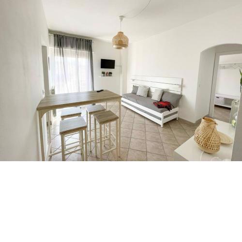 Dream House Marisa - Finale Ligure 009029-LT-0917