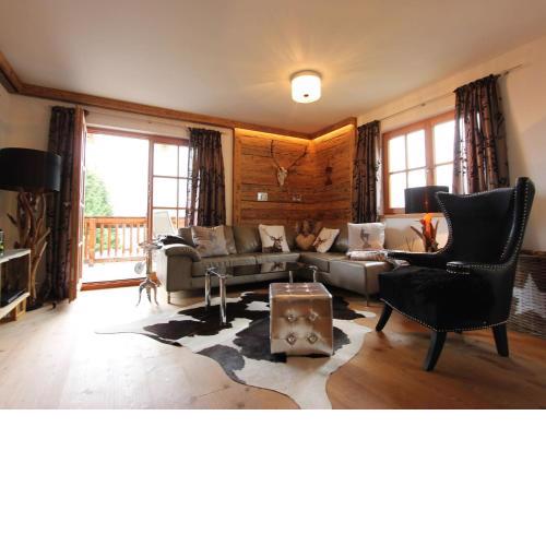 Dream Panorama Chalet TOP10 right in the ski and hiking area of the Kitzb hel Alps