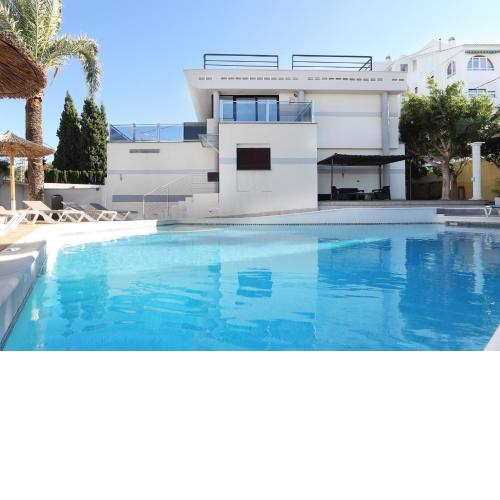 DREAM VILLA IN ALBIR BLUELINE