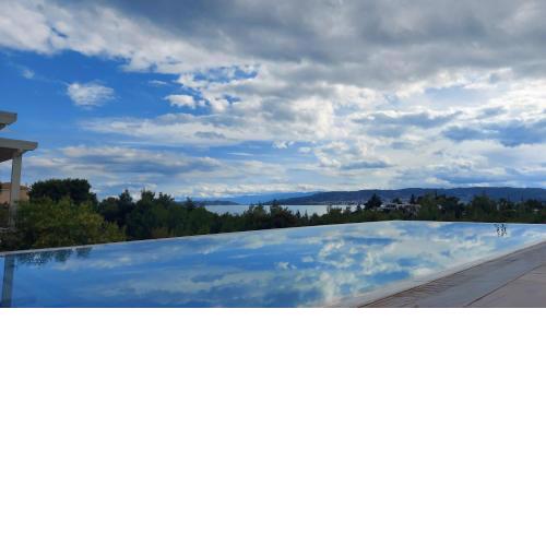 Dreamvilla with infinity pool 3min from sandybeach