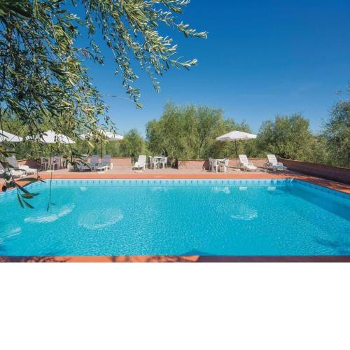 Dreamy Holiday Home in San Casciano Val di Pesa with Garden