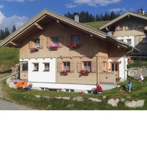 Dreimäderlhaus
