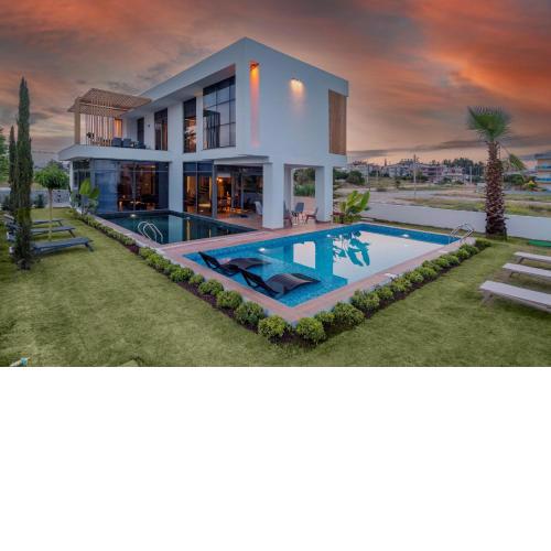 DrVilla°Suits