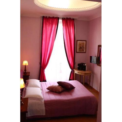 Duca's Guest House