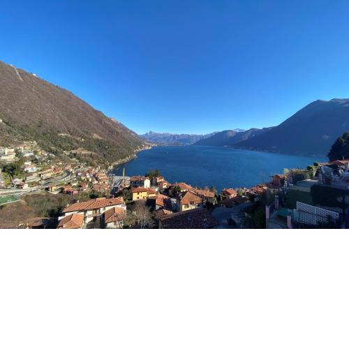 Due Leoni Lake View Apartment
