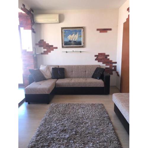 Dunav Apt.4