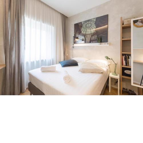 Duomo Deluxe Room