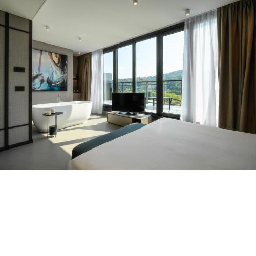 DUPARC Contemporary Suites