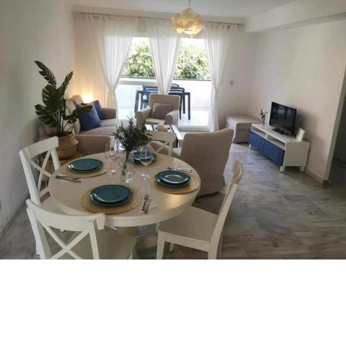 Duplex in Lunamar Complex