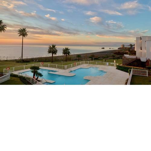 Duplex on the beach with stunning view to the sea
