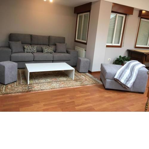 Duplex Rosalia De Castro. Ribadavia