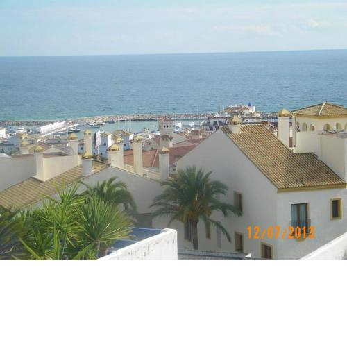 Duquesa suite and golf with a spectacular sea view