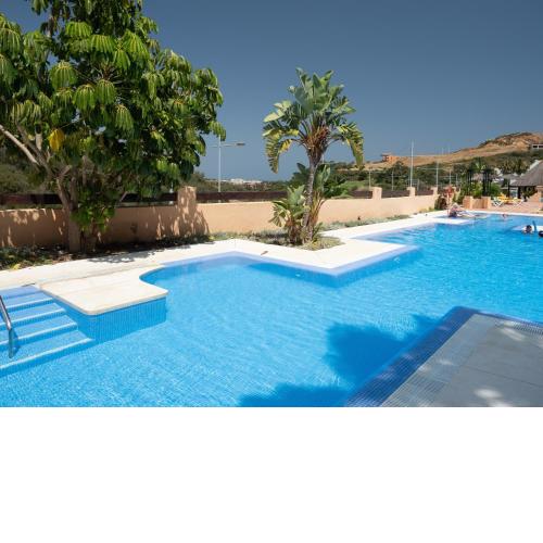 Duquesa Village 2402