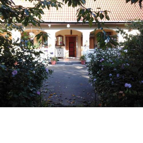 Dutch Farm in Felsőlajos