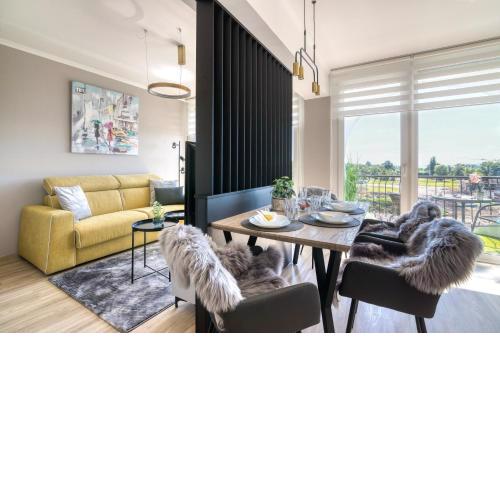 E & R Luxury Suite