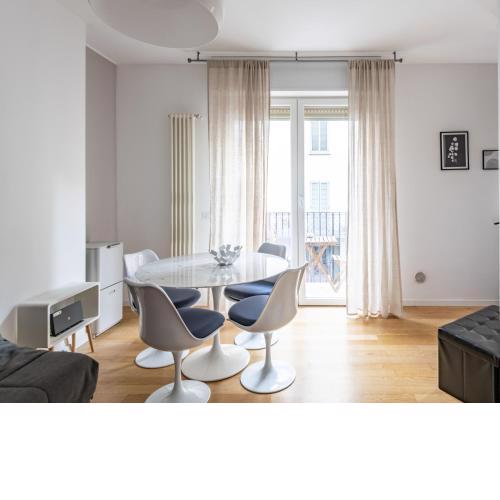Easylife - Sofisticato monolocale con terrazzino nel cuore di Porta Venezia