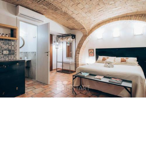 Eats & Sheets Colosseo Hidden Gem