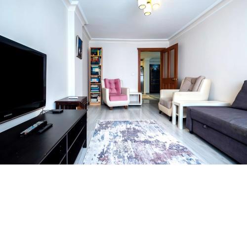 Eclectic Apartment near Popular Attractions in Beyoglu