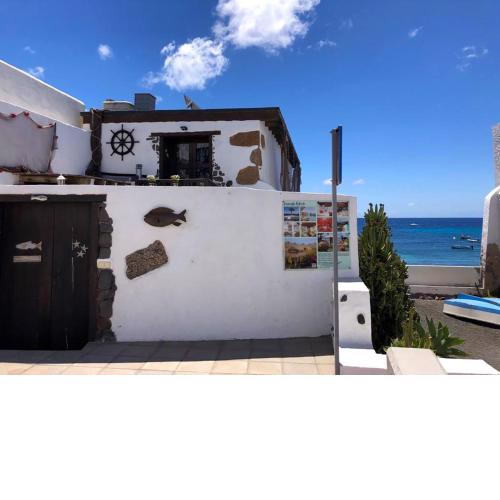 Eco Fisherman's Seafront Cottage