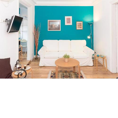 Economic Fira Suites