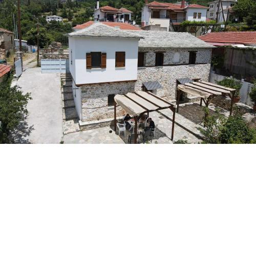 Effrosini Stonehouse Portaria