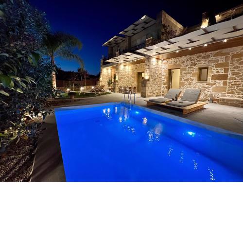 Effrosini Traditional Home
