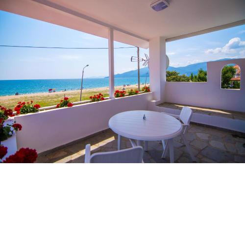 Efi's Villa on the Beach