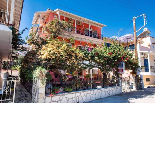 Efthalia Apartments & Studios