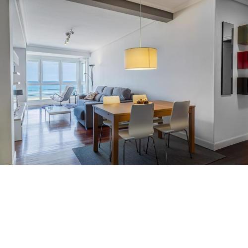 Egona - Bañeru Vivienda en 1 línea de playa centro ciudad