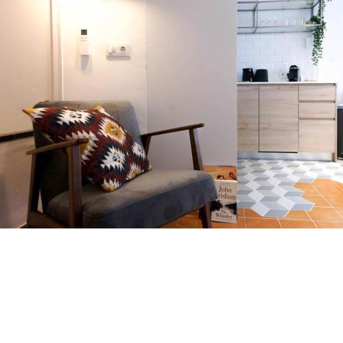 EIFFEL BRIDGE BOUTIQUE APARTMENT