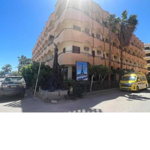 Eiffel Hotel Hurghada