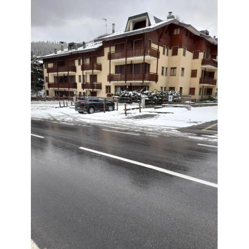 Einaudi 9